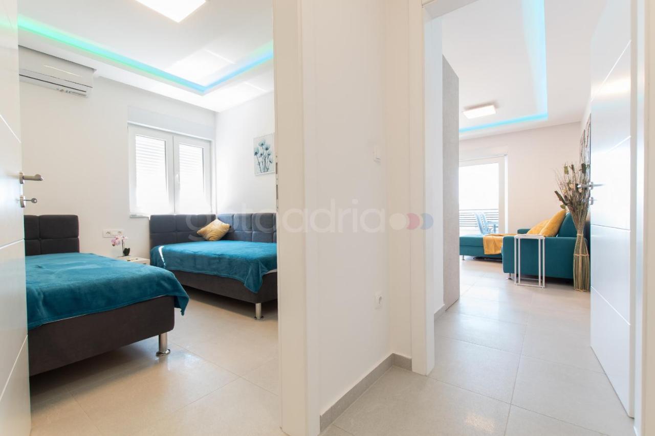 Luxury Sea View Apt Padi Via Mare Макарска Экстерьер фото