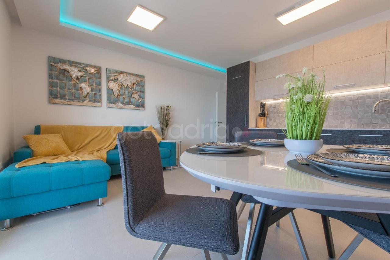Luxury Sea View Apt Padi Via Mare Макарска Экстерьер фото
